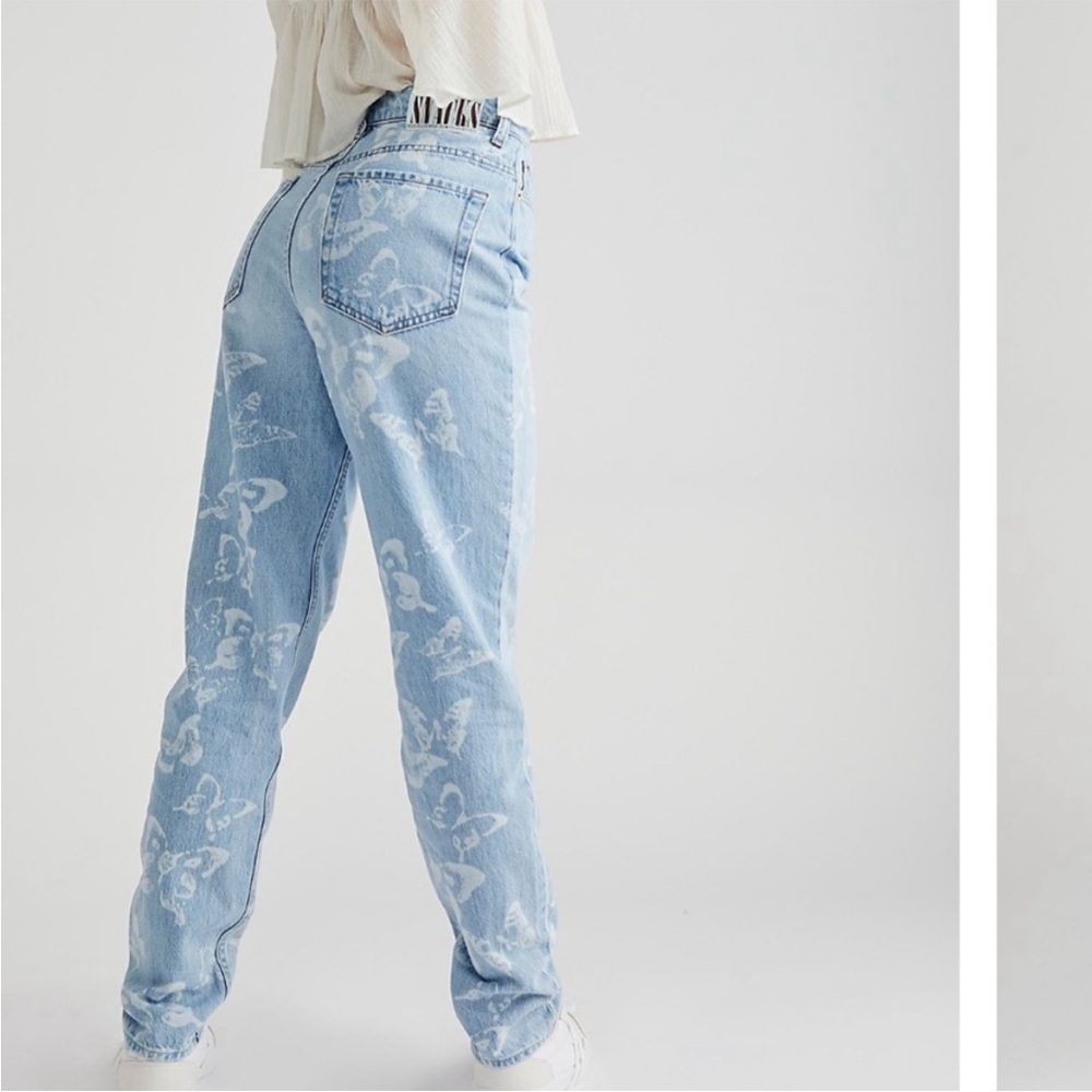 Mother Snack’s Twizzy Butterflyy Light Blue Floral Women's Jeans - Picture 2 of 13